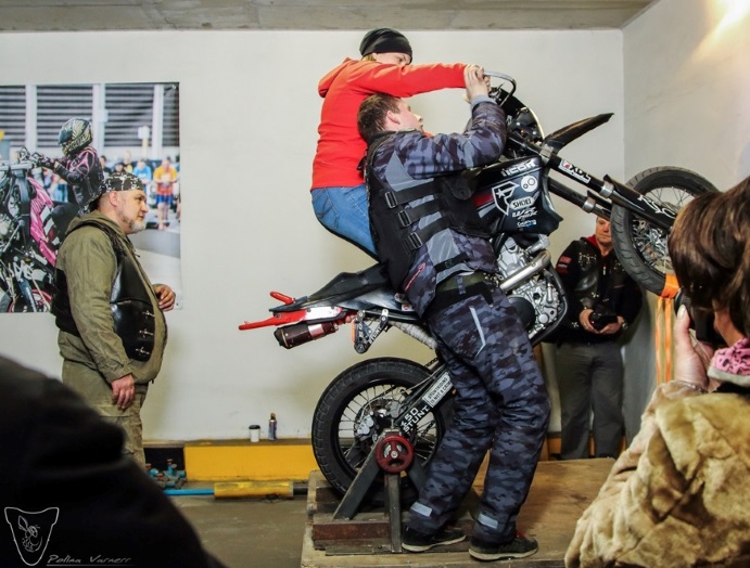 Мотошкола Мотополигон Программа: Контраварийная подготовка Мотошкола Мотополигон Программа: Контраварийная подготовка