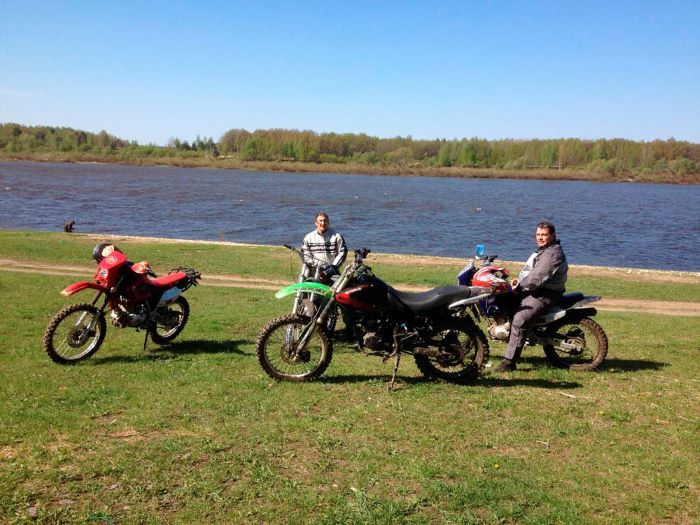 Мотошкола Мотополигон Программа: Эндуро: езда на грунте Мотошкола Мотополигон Программа: Эндуро: езда на грунте